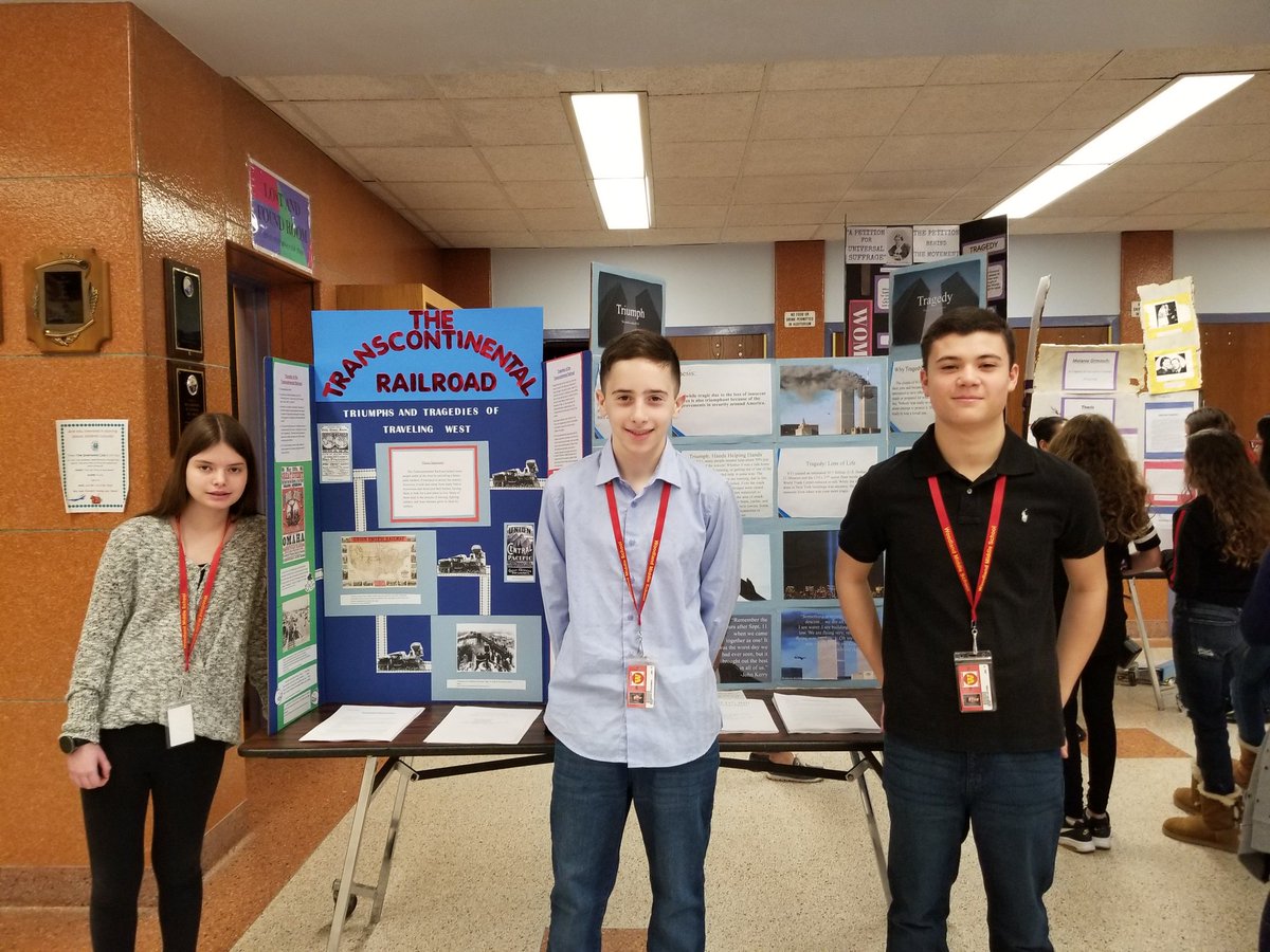 A. Dervisi tweet media