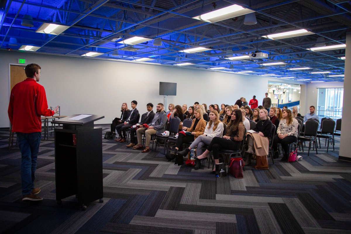 CareersAtLids's tweet photo. Thank you @rsoindiana for letting us host your group at the @lids corporate office! #retailsfuture #havefunsellhats #lidsnation #retail @IUBloomington @IUWalterCareers https://t.co/RpxiiVXB1M