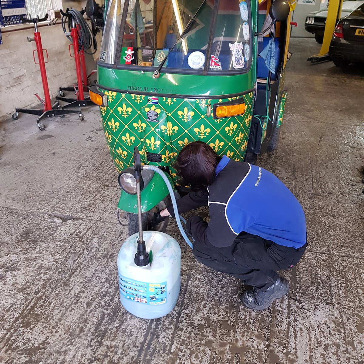 Esquire_Auto's tweet photo. The workshops favourite #tuktuk getting #puncturesafe ready for it's trip to #France love this thing #Westbury #Wiltshire #lovemyjob #nopunctures #SafetyFirst https://t.co/ImwuAGytCB