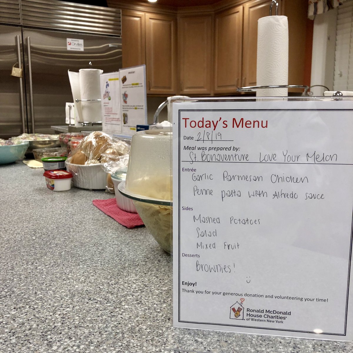 bonaventurelym's tweet photo. It was our honor to make dinner tonight for the families at the Buffalo Ronald McDonald House. 💛🍈 https://t.co/mK1mmsROFn