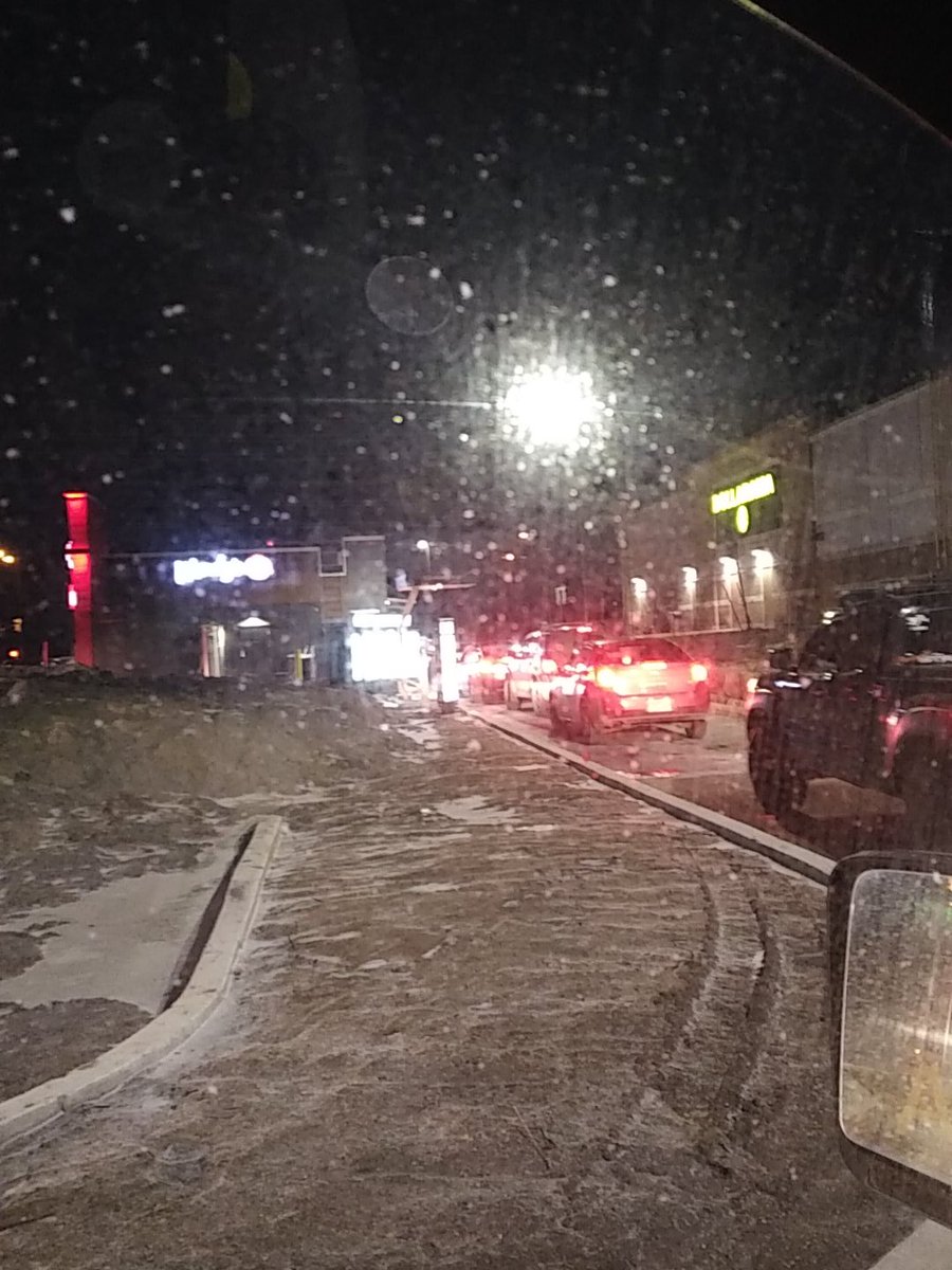 jamesreman's tweet photo. @Wendys @WendysCanada Sweetheart, you gotta do something about this Keswick, Ontario location, I'm in the drive-thru for a Frosty...i literally sat long enough to start a stop-watch and tweet the fact it's at 5m:34s so far https://t.co/bTBrpTkEZJ