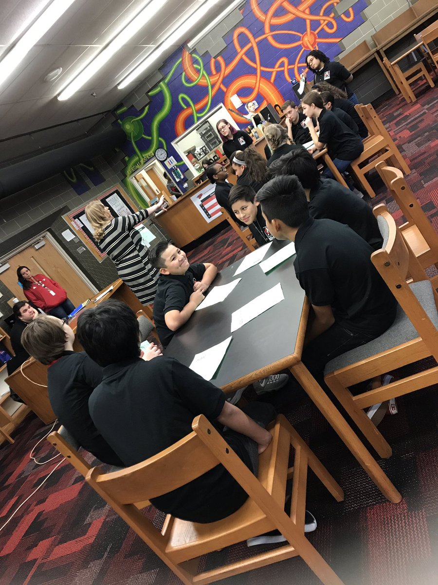 KfiferFifer's tweet photo. @Parkviewdevils Student Ambassadors preparing to lead 5th grade visits for future PMS students!   @GCCSchools @FordNGL https://t.co/RBYxGhtZ6u