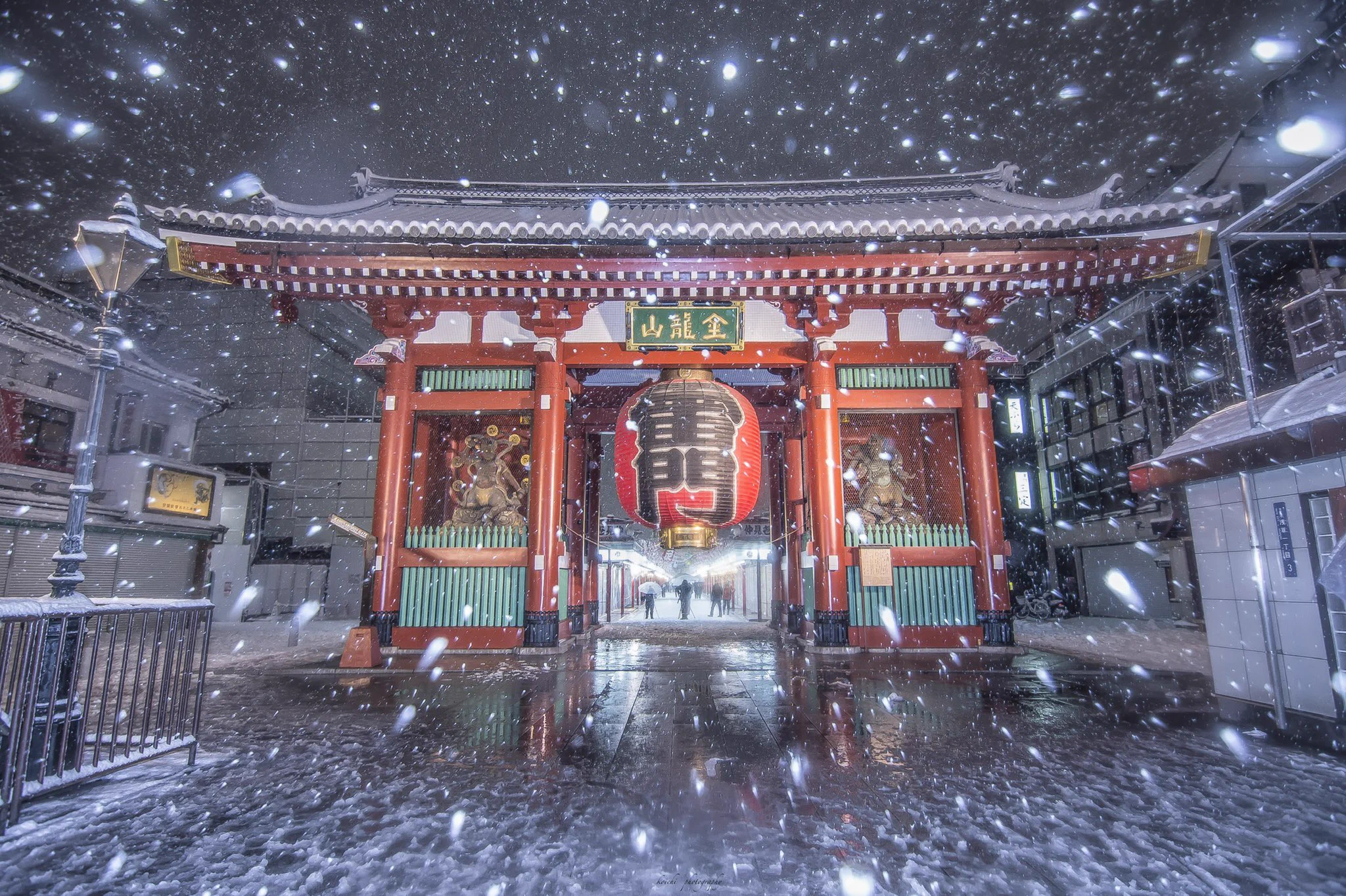 タイムスリップしたかのよう！大雪の浅草が素晴らしすぎる！
