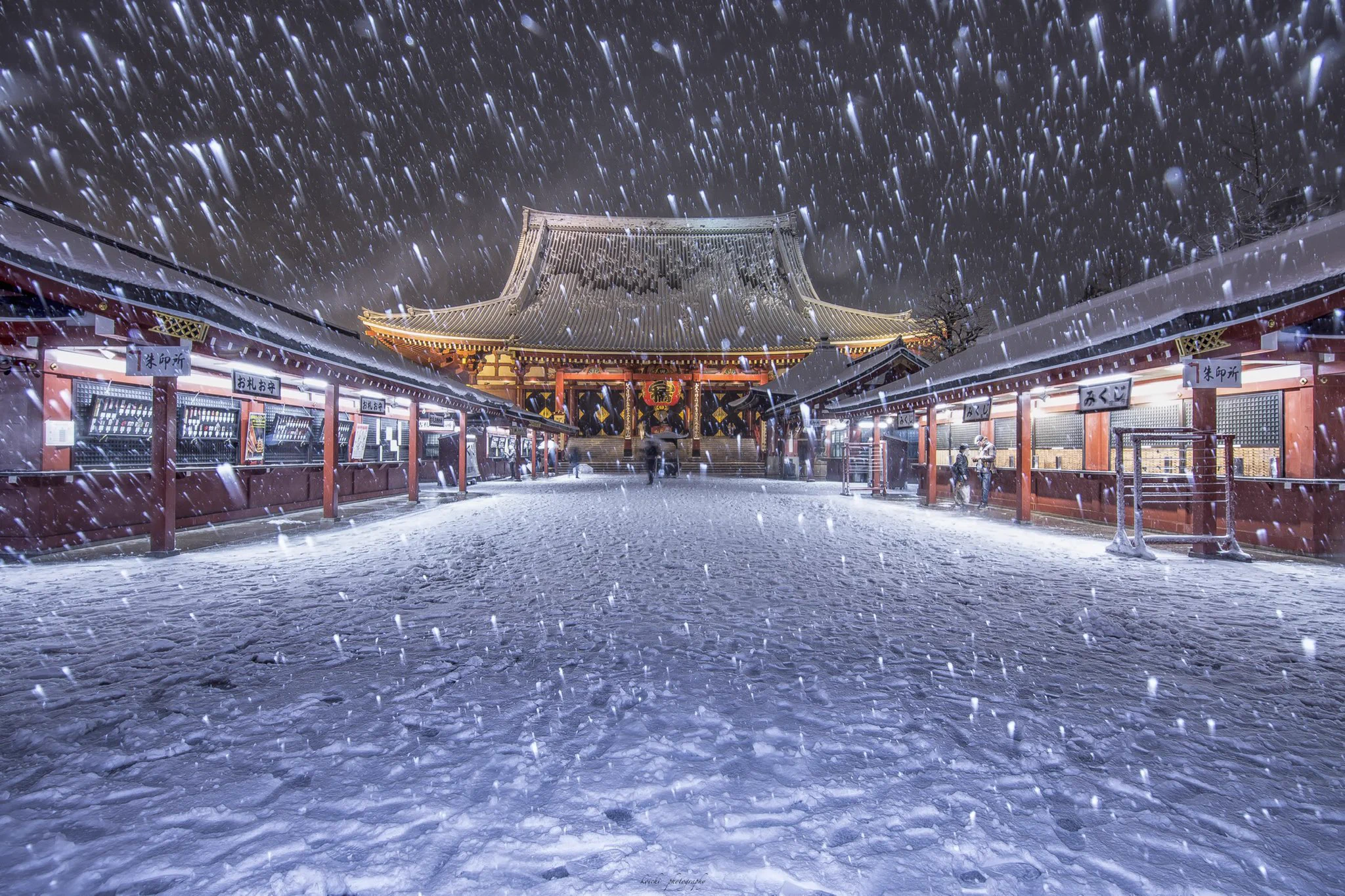 タイムスリップしたかのよう！大雪の浅草が素晴らしすぎる！