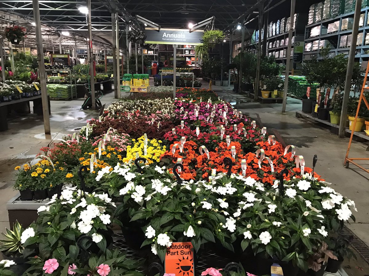 Home Depot 202 On Twitter Feeling Spring 2019 At Hialeah Home