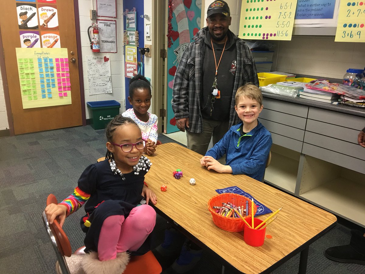 Filipsclass's tweet photo. I highly recommend the game MATH DICE! One of three math games played during our 1st Grade Math Night. @Jyouanes_ADDAMS #addamslearner @abergersclass @amelia_morrell https://t.co/LTqwp1wlUE