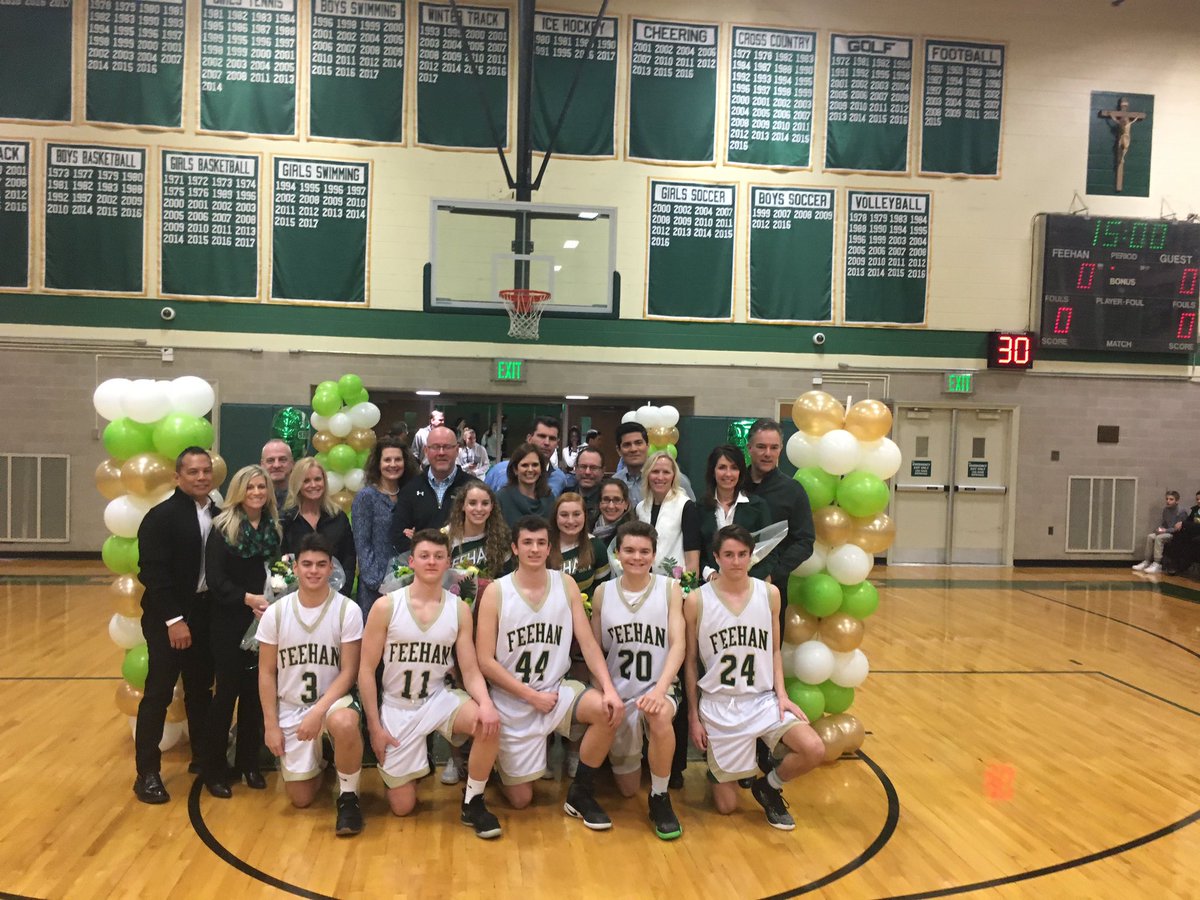 DohertyGdoherty's tweet image. Senior recognition night