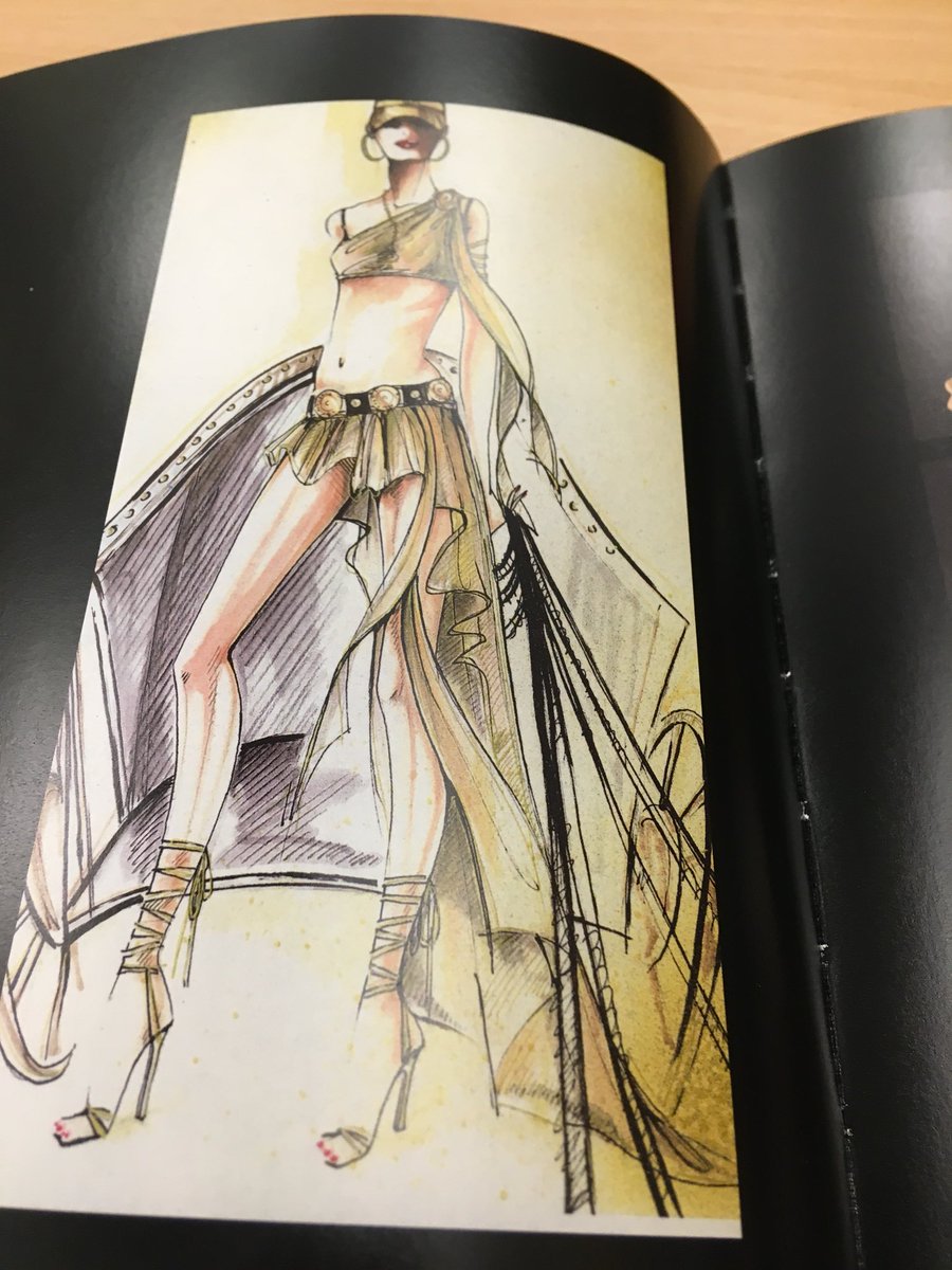 Coconutinbahama's tweet photo. Some beautiful fashion designs I found at #chelsealibrary @RBKClibraries https://t.co/lSOn2NFgYF