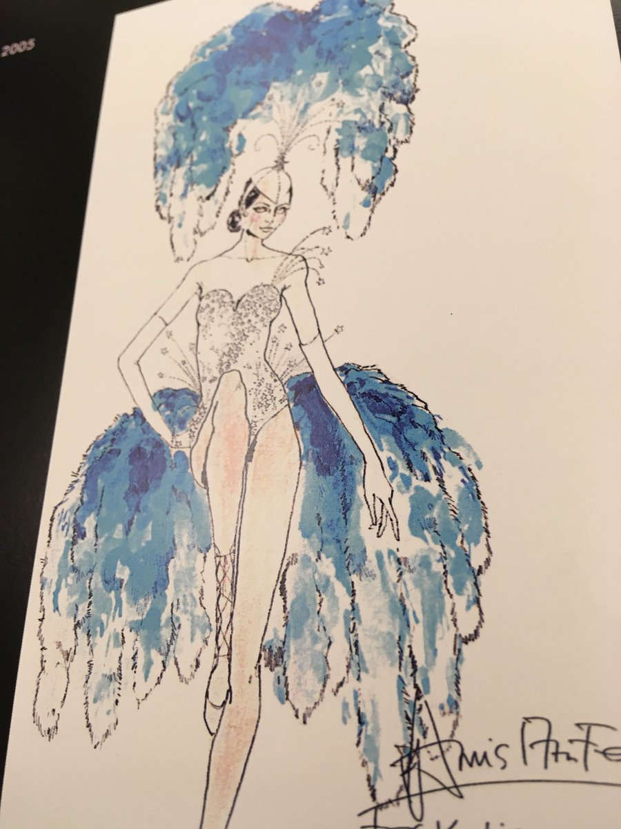 Coconutinbahama's tweet photo. Some beautiful fashion designs I found at #chelsealibrary @RBKClibraries https://t.co/lSOn2NFgYF