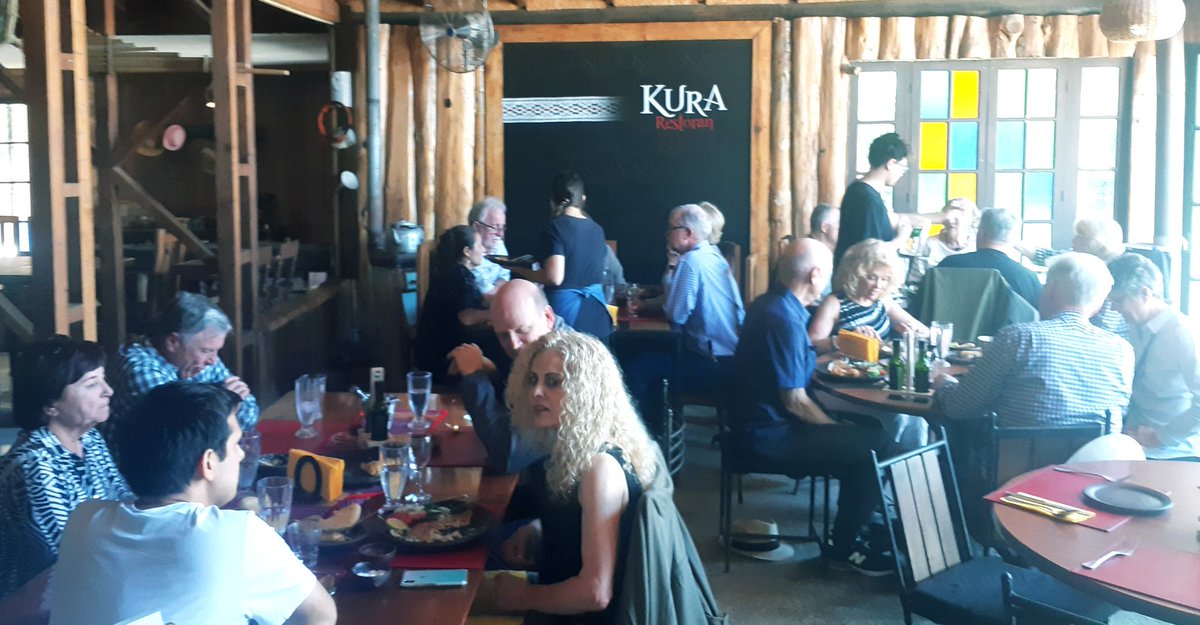 RestaurantKura's tweet photo. A la #chilena en #Kurarestorán
Con #chanchoalachicha  #ANCAVÍ @viumanentwinery recibimos visitas de #eeuu🇺🇸 con @Foodtripchile

#Curacaví #ruta68 #K33
#winelovers
#travelers #Cocinachilena #Chileanfood #food #pork #winetasting
#chile🇨🇱 https://t.co/lkoQnDNwiQ