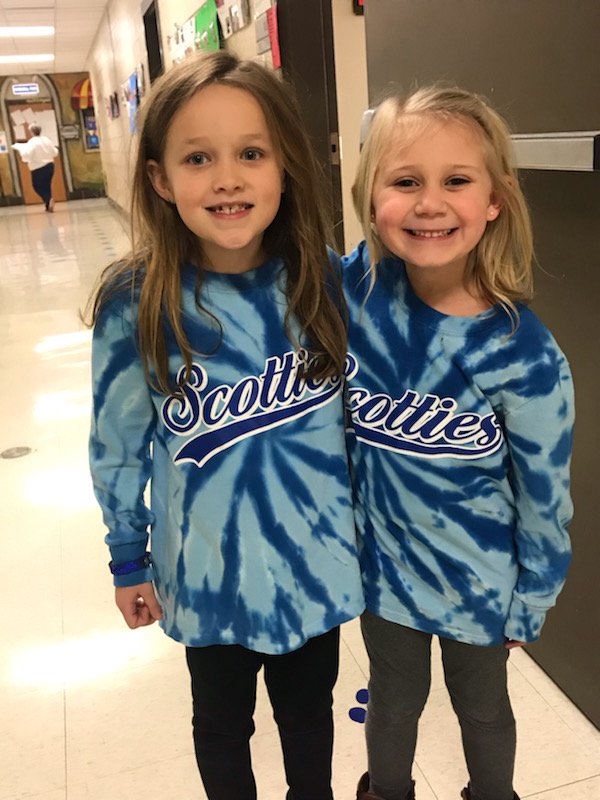 SouthGreenElem's tweet photo. It’s Friday so that means it’s time to wear our blue and white! #GuideInspireSucceed #WeareallScotties #ScottiePride https://t.co/DHgr52Ogyv