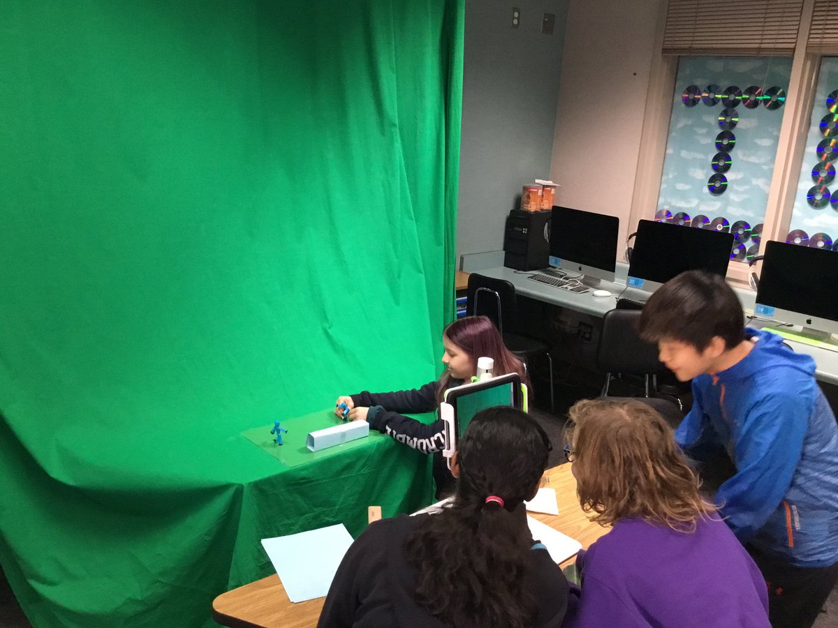 CoachC_AFPE's tweet photo. 6th graders having a ton of fun creating stop-motion animations with #Stikbot figures. #AF_STEAM @AF_Eagles #DMUSD https://t.co/sqxRcsCDns