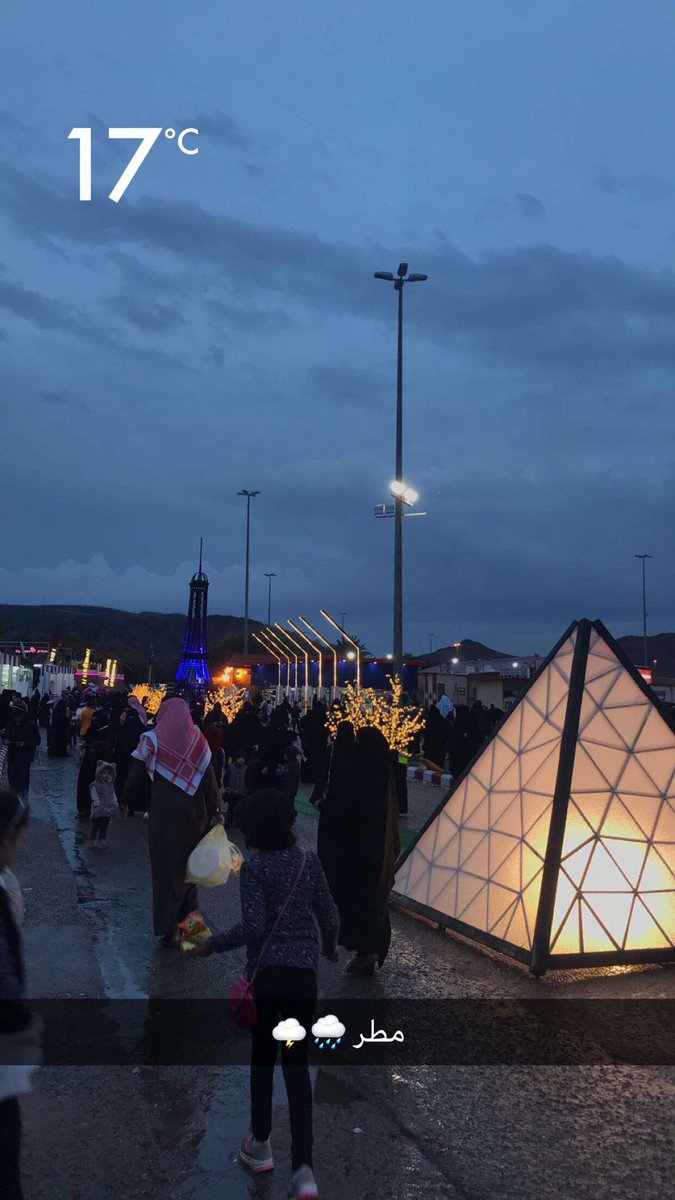 #حايل_الان

بلغ المشتاق عن جو الشمال 
وان سأل وش صار ؟ قل :  حايل مطر ..!