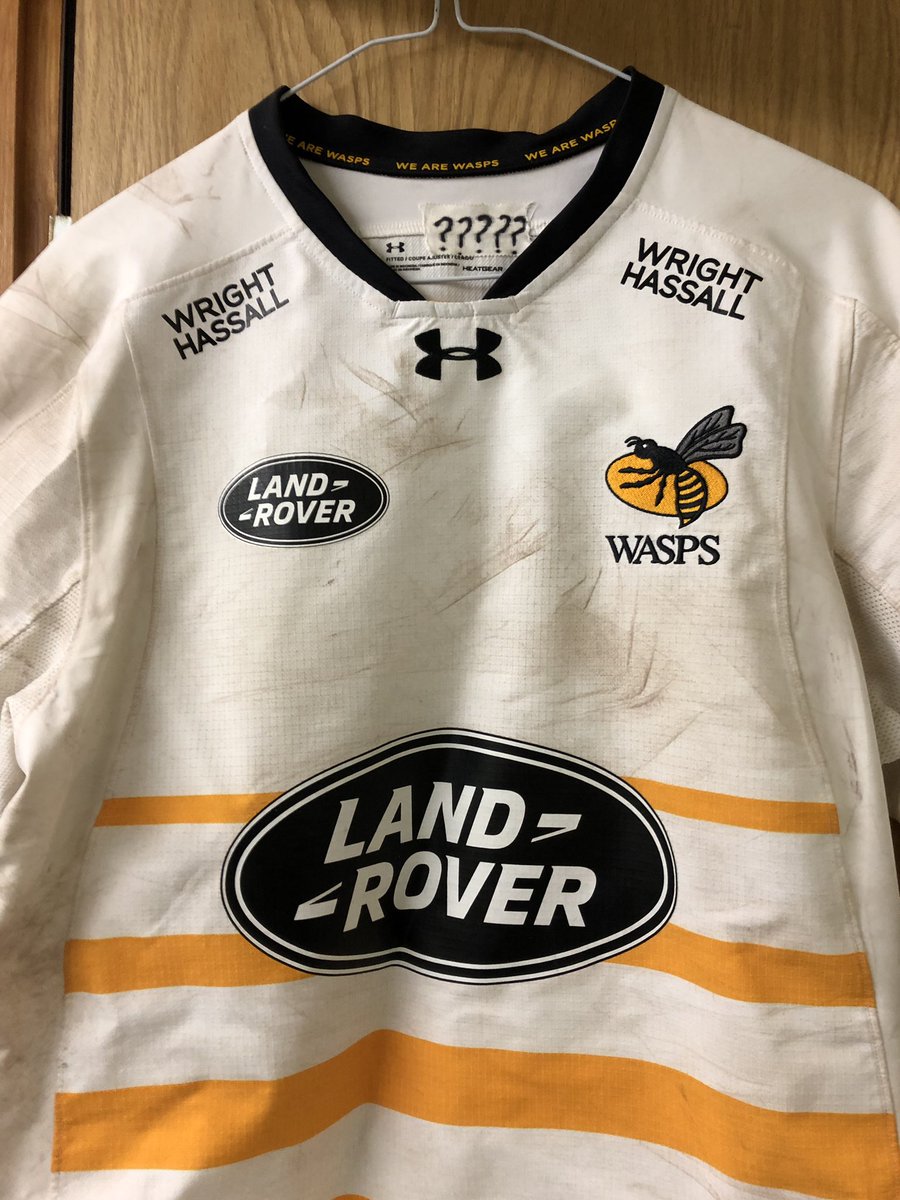 WaspsKitMan's tweet photo. Kitman Clearout, worn last Sunday v @WorcsWarriors by @Tommy2Taylor but who else has worn it this season ?? Unwashed, about as authentic as a match worn shirt can be. Will be signed by TT and  ??? To win, like, FOLLOW and retweet #everykitmanknows with answer. Happy Friday 🍷 https://t.co/NytGBIIq2j