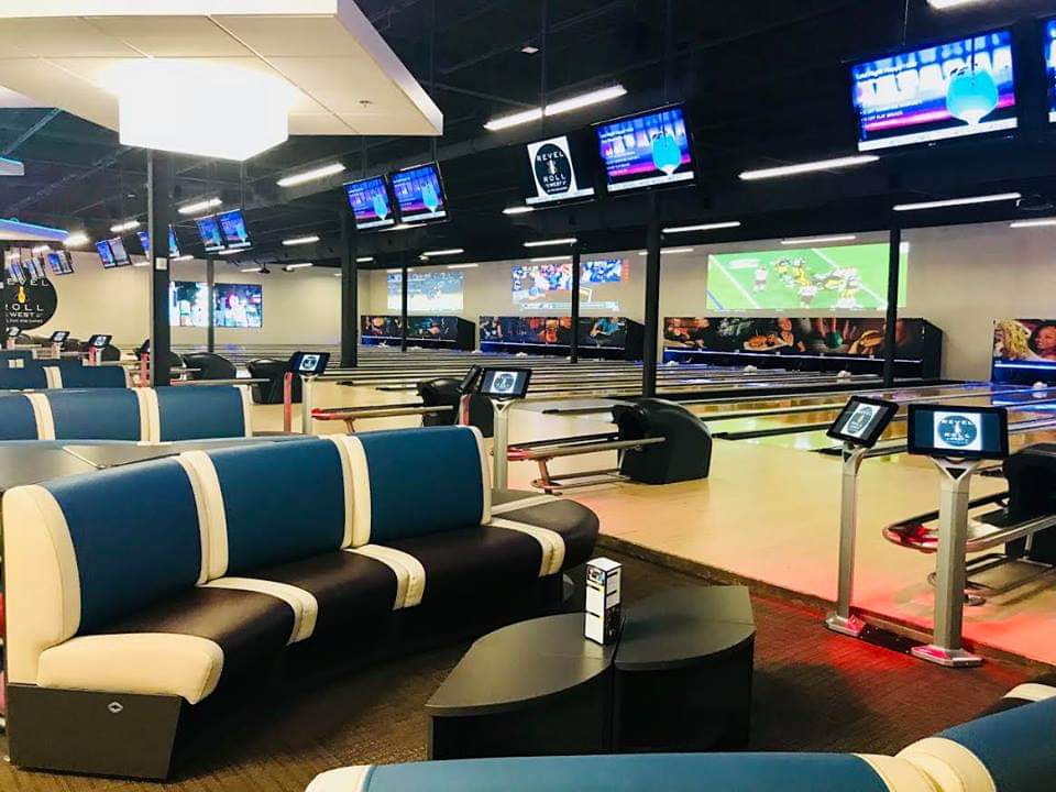 RevelRollWest's tweet photo. Get to Revel &amp; Roll this weekend to have some fun with us! Bowling, billiards, laser tag, arcade games and more. We have more than enough activities for the grown ups and the kids to have fun all weekend long! #KZOO #WMU #RevelandRoll https://t.co/zLSRw5PmiU