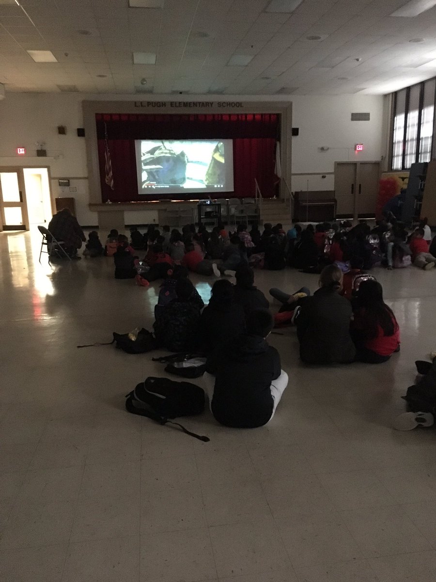 ortizteach's tweet image. Today we celebrate the RED house for having the most Dojo points and best attendance for the month of January! Congratulations Red House @PughRamsHISD @jasonldavila @MsCMontoya @AliciaLGray #pushittothenextlevel #thepughway