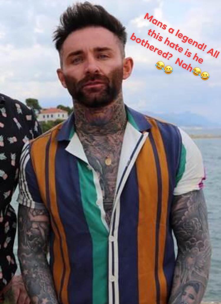 philgeordie1's tweet photo. Keep it gannin @andrewgough lad. Pissing myself at all the hate i see.  @coachtrip https://t.co/H0xneS4Gfv