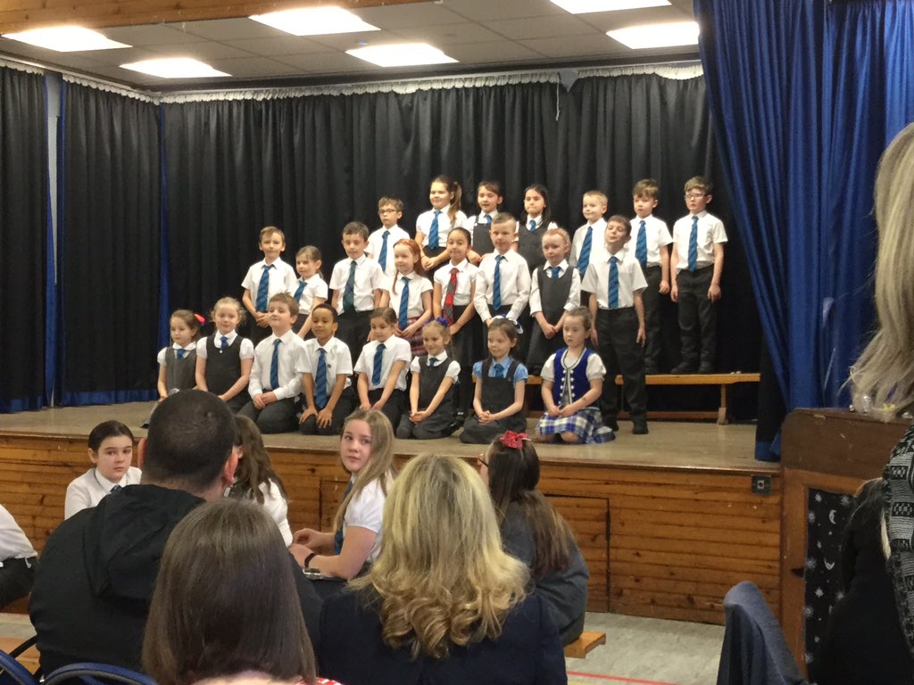 Barsail_Primary's tweet photo. Thank you P3/2 for your fantastic recital of ‘Tae a Thistle’ and singing ‘I Lost My Meatball”. 👏👏👏 #scots #barsail #renfrewshire https://t.co/aO04VuLGR8