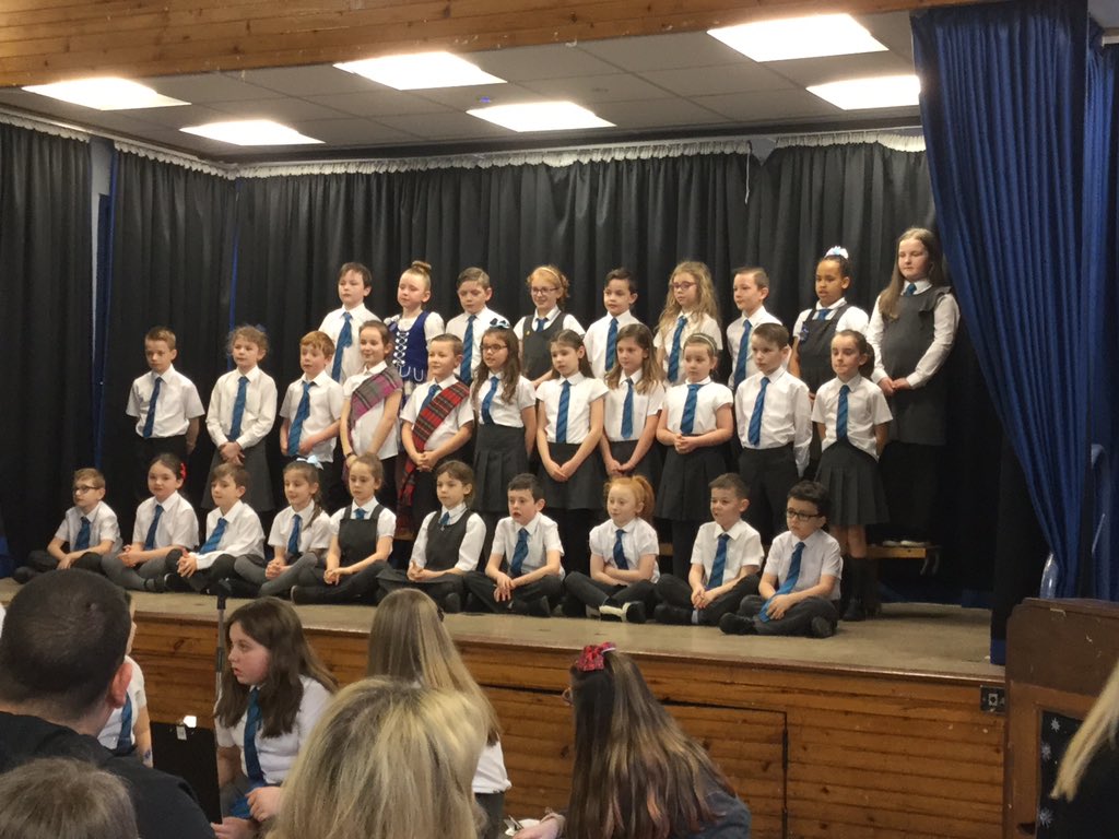 Barsail_Primary's tweet photo. Well done to P4 for their fantastic recital of ‘The Lost Dinner Ticket’ and singing ‘Loch Lomond’ - you were fab boys and girls! 👏👏👏 #scots #poetry #barsail #renfrewshire https://t.co/75CS0wvj4J