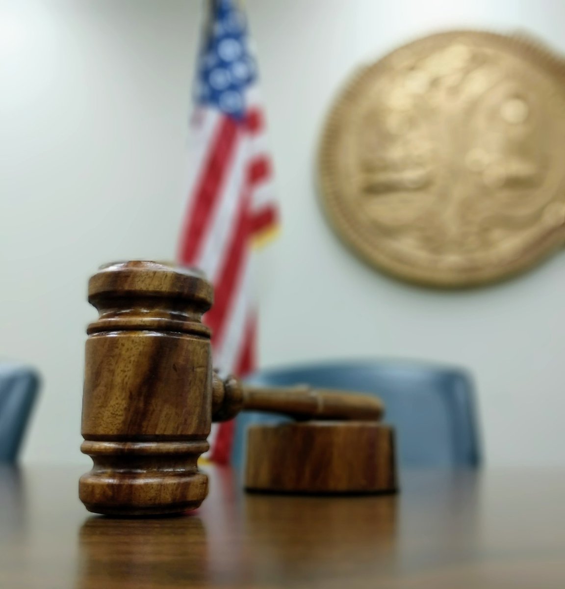 Phil_Hamby's tweet image. #gavel #SCGeneralAssembly #SCHouse #SCSenate #USFlag #SCSeal #SouthCarolina #photography #sctweets #law #judge #SchoolofLaw #legislator