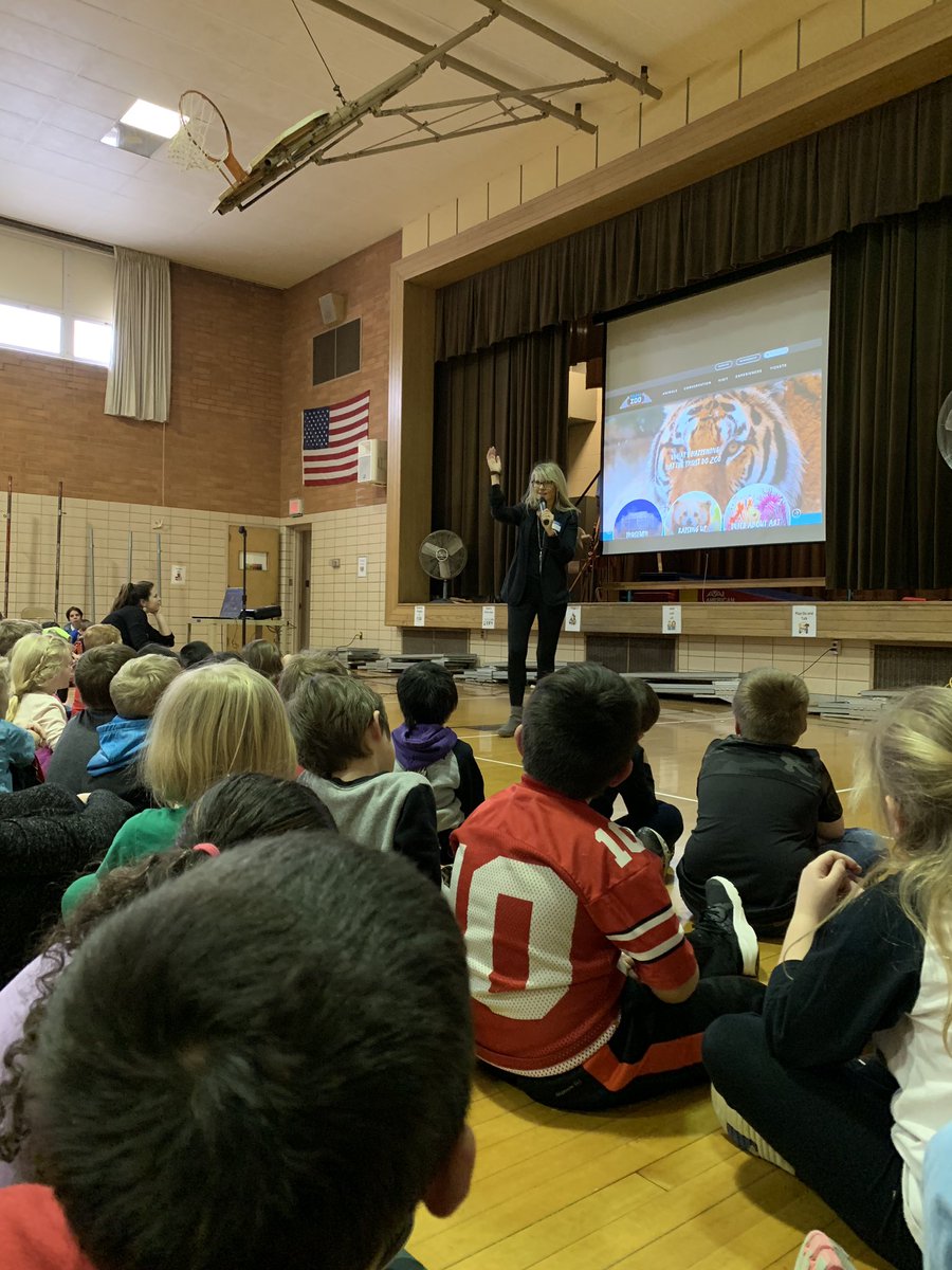 Thank you <a href="/smalls0037/">Robin</a>, Mr. Holley, and our BGSU guest for sharing about how you are respectful, responsible, and safe in your careers! It is always a good idea to review how to be #bobcatproud! <a href="/JimLangBGCS/">Jim Lang</a>