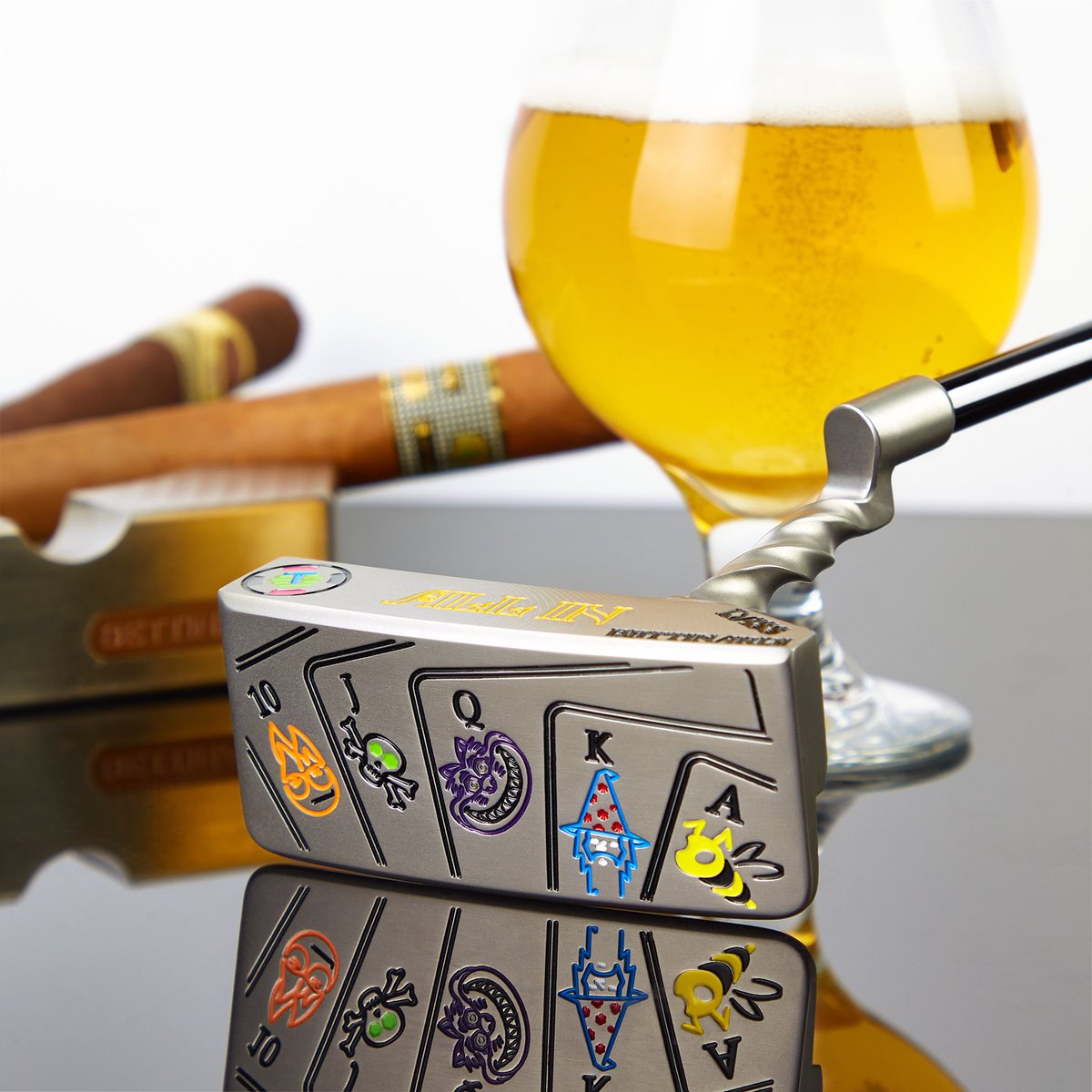 BettinardiGolf's tweet photo. ‘The Bettinardi Royal Flush’. The perfect Putter of The Week to start the weekend! This custom QB6 DASS Twisty Neck is headed home to one lucky customer. Who’s next to go ‘All In’ on a custom putter? #Bettinardi #RJB #madeinusa #customputters #DASS #queenb6 #golf #pga https://t.co/8bMpTPTEDh