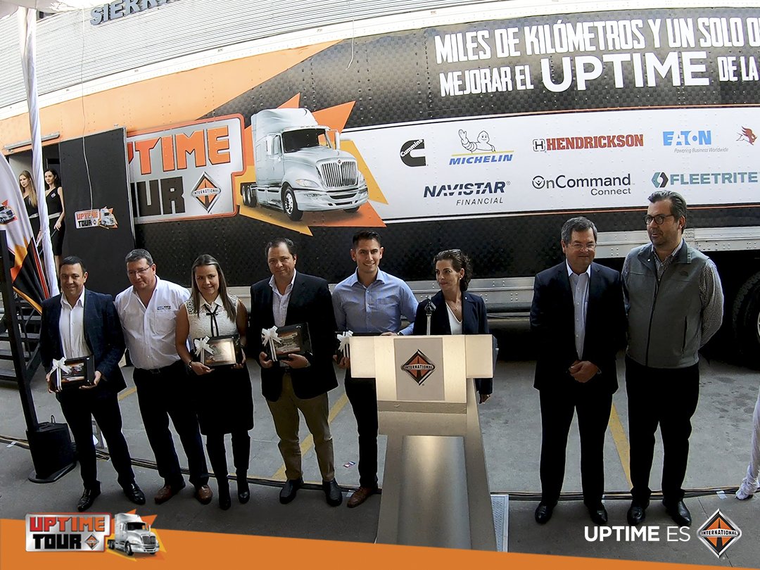 UptimeTour's tweet photo. En esta iniciativa participó toda la red de distribuidores de @InternationalMX así como @CumminsdeMexico, @HEND_INTL, @MichelinMEX, @Meritor,  @eatoncorp, #Transprotección, #Oncommand Connect, Quálitas, Econtrack, #Fleetrite y #NavistarFinancial. https://t.co/r19uirqhFM