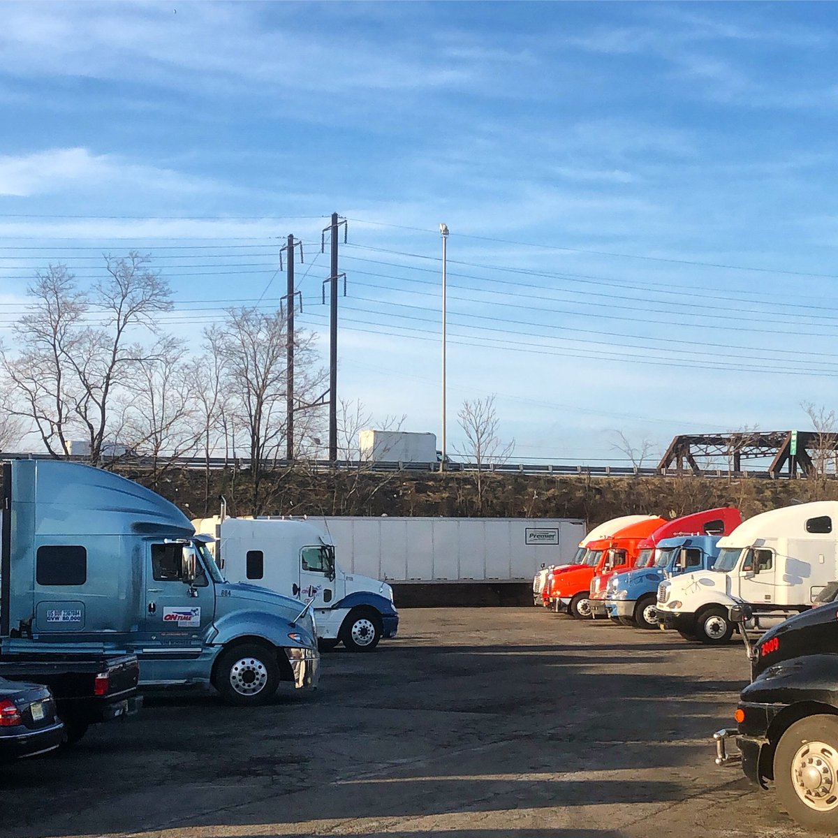Ontimenj's tweet photo. #trucks #jbhuntdrivers #trucking #truckerdaily #truckdaily #trucks #logistics #transportation #newark #newarknj #port #container #18wheeler #tractortrailer #chasis #truckdriver #driver #safety #mission #OnTimeNJ #OurRoads #nj #truckingindustry #cdl #truckingjobs #trucksafety https://t.co/pUhqqYCXJW