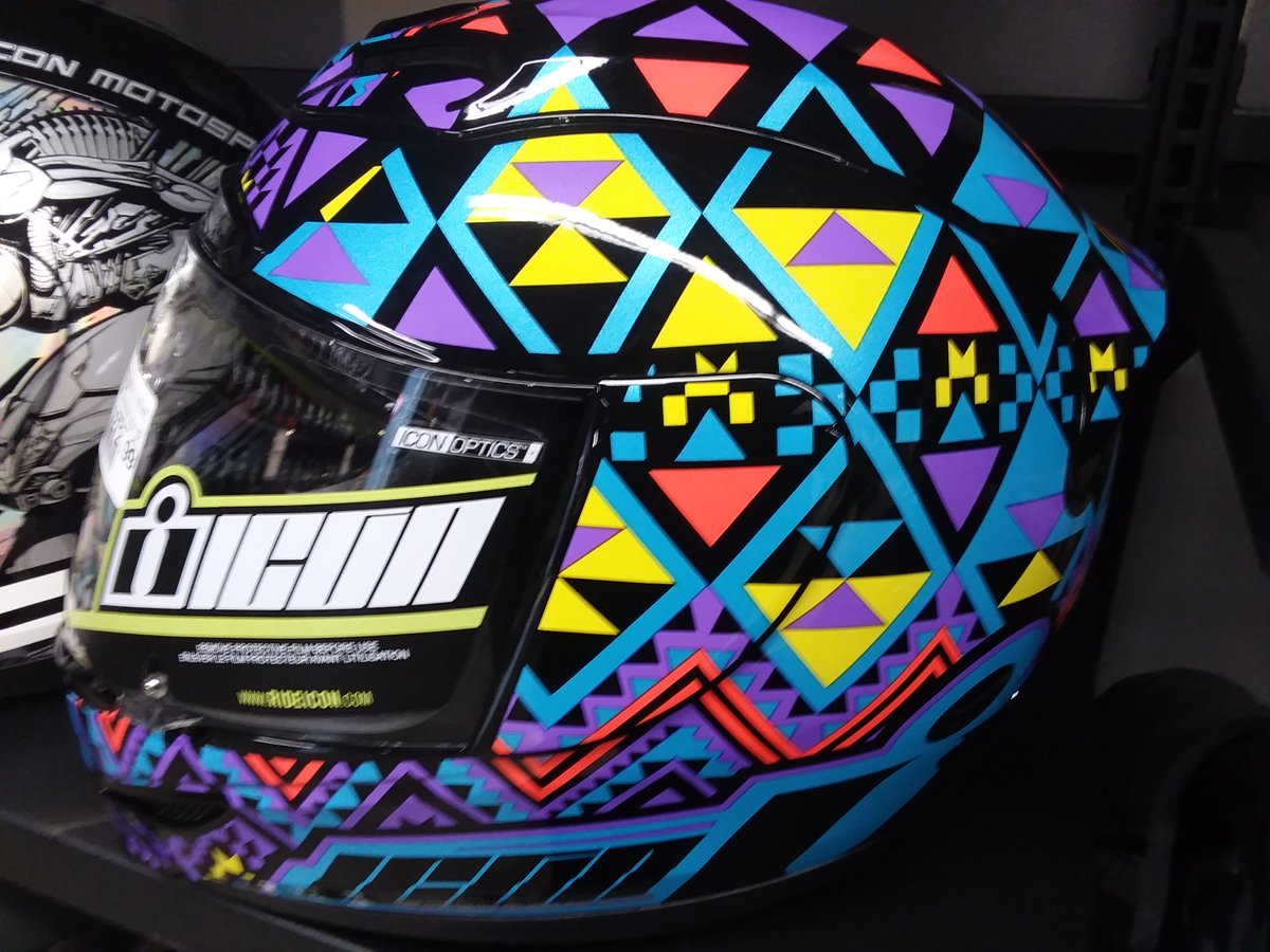JohnnyKsPower's tweet photo. 15% Off in-stock street helmets https://t.co/W0B7nSUTq4