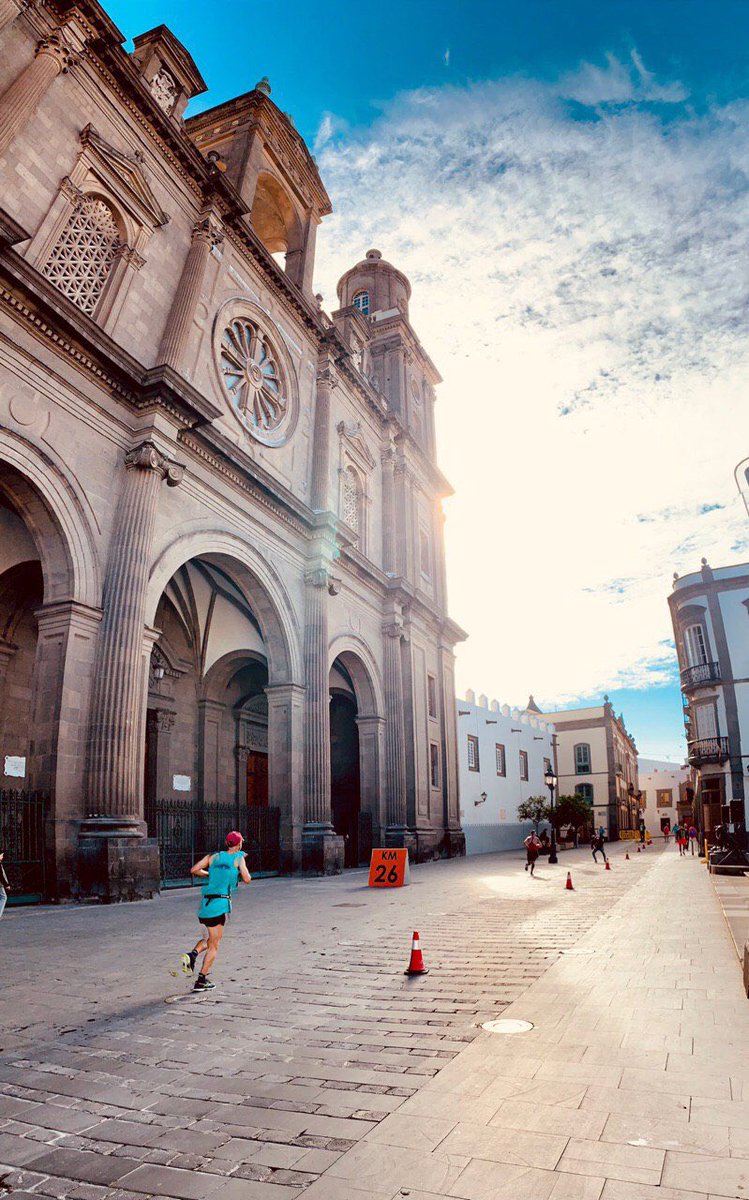GCMaraton's tweet image. Este sábado 09 de febrero a las 13:30 horas, La 1 de Televisión Española en #Canarias emite un programa especial del @Cajasiete #GCmaratón. 🙌🏼  #GranCanaria #maraton #LaspalmasdeGranCanaria