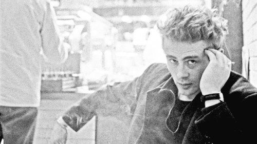Happy birthday James Dean. (02/08/31-09/30/55)   