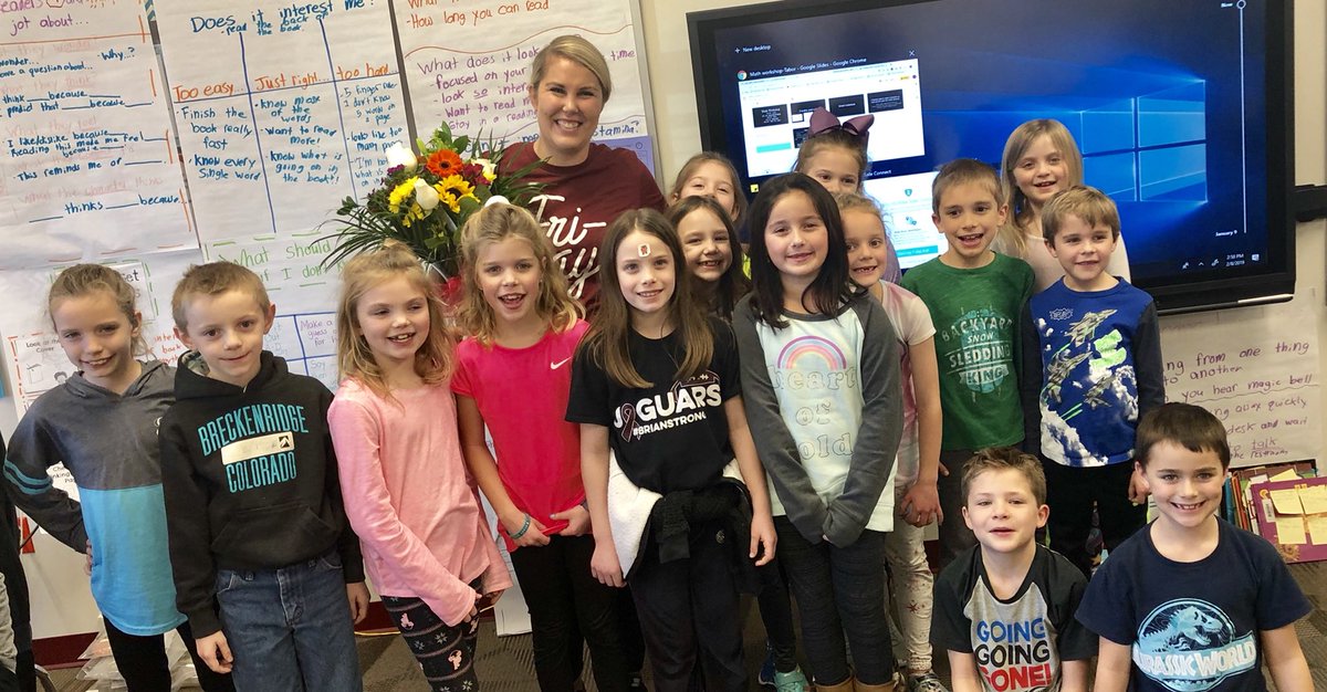 DRDiazGranados's tweet photo. Congratulations Mrs. Tabor! She is the 2018-2019 @PondElem Teacher of the Year! #TOY #Excellence @rockwoodschools @TaborAmanda92 @EstopareMrs @PondElemAP @MissWhitchurch https://t.co/n9epuJgfiM