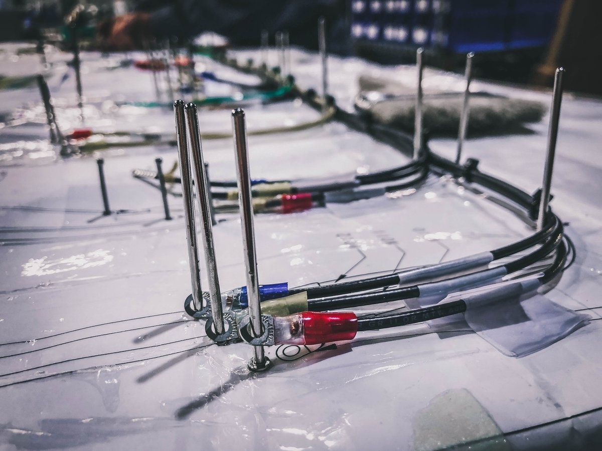 cdmincorporated's tweet photo. CDM’s exclusive convertible manufacturing cells and exceptional technicians are ready for the most complex wiring harness assemblies. Trust CDM with your next build! #WiringHarness #WireHarnessAssembly #CableAssembly #CustomCableAssembly https://t.co/TaJluIpIRx