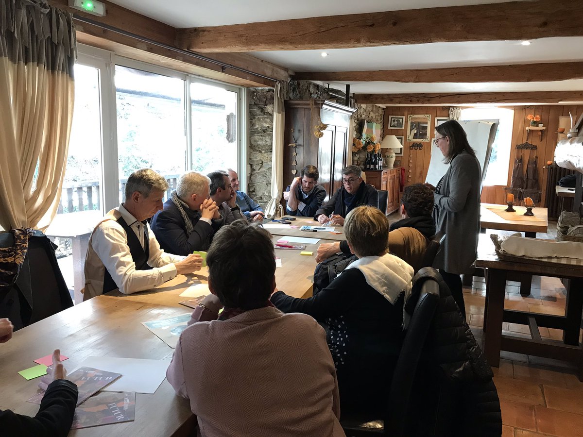 sandrine Egot tweet media