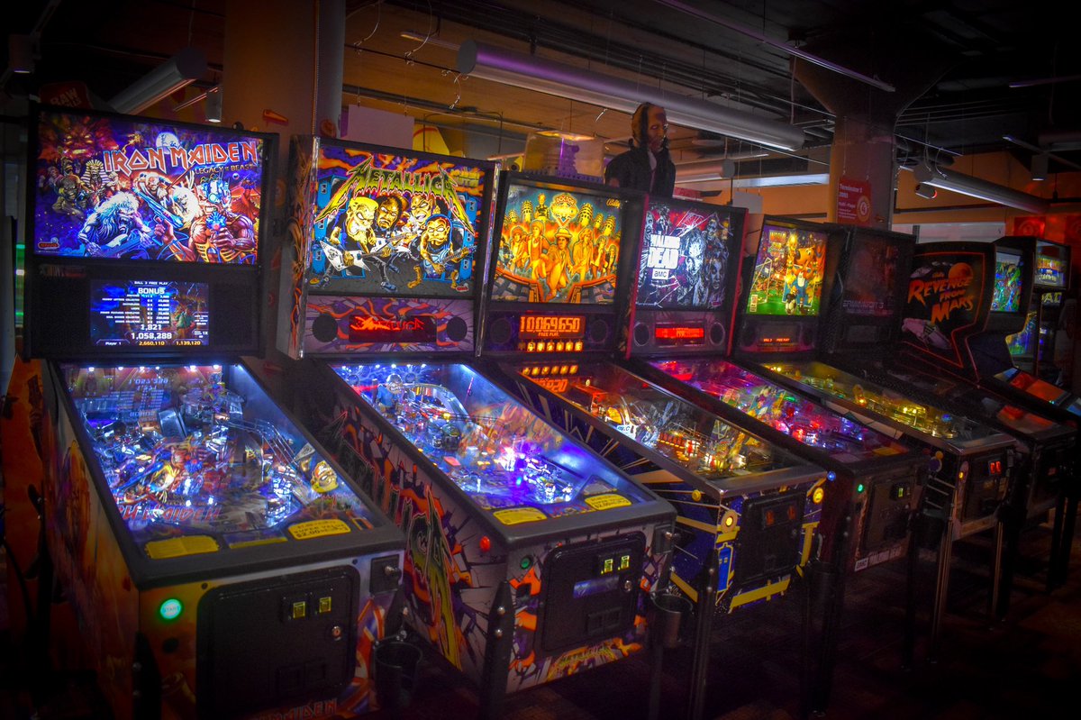 It's Friday! Ready to start flippin'? Tell us your top five pinball machines from our current collection. roanokepinball.org/our-machines