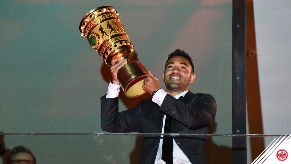 Midfielder and Mexican international <a href="/MarcoFabian_10/">Marco Fabián</a> has left #SGE for <a href="/MLS/">Major League Soccer</a> and the <a href="/PhilaUnion/">Philadelphia Union</a>.

Gracias and good luck, Marco!
#SGEagles🇺🇸 x #DOOP