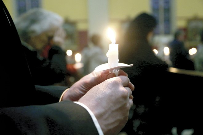 DioceseKCSJ's tweet image. A healing Mass for parents who have lost a child in miscarriage, infancy or abortion was held on the feast of the Presentation February 2 at St. Mary’s parish in Independence. 
Megan Marley | Catholic Key
catholickey.org/2019/02/07/can…