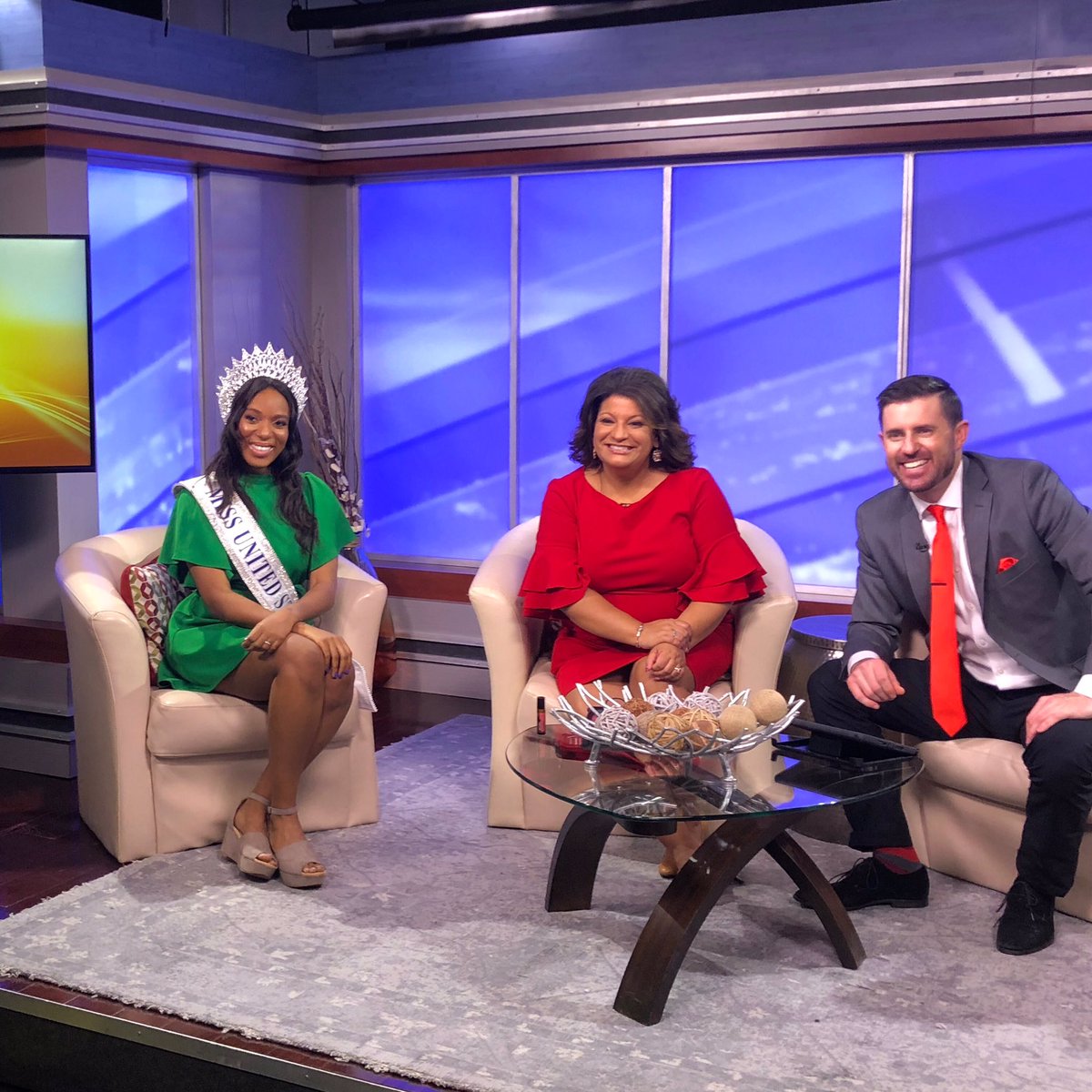 officialmissus's tweet photo. Thank you @LetsTalkLiveDC @ABC7News for having me as a guest today to educate viewers on how to seek #mentalhealth resources and ace your #selfcare routine!  Glammed by @Makeupbyjaya 💚 #missunitedstates #andromedapeters https://t.co/4cPAa8c23x