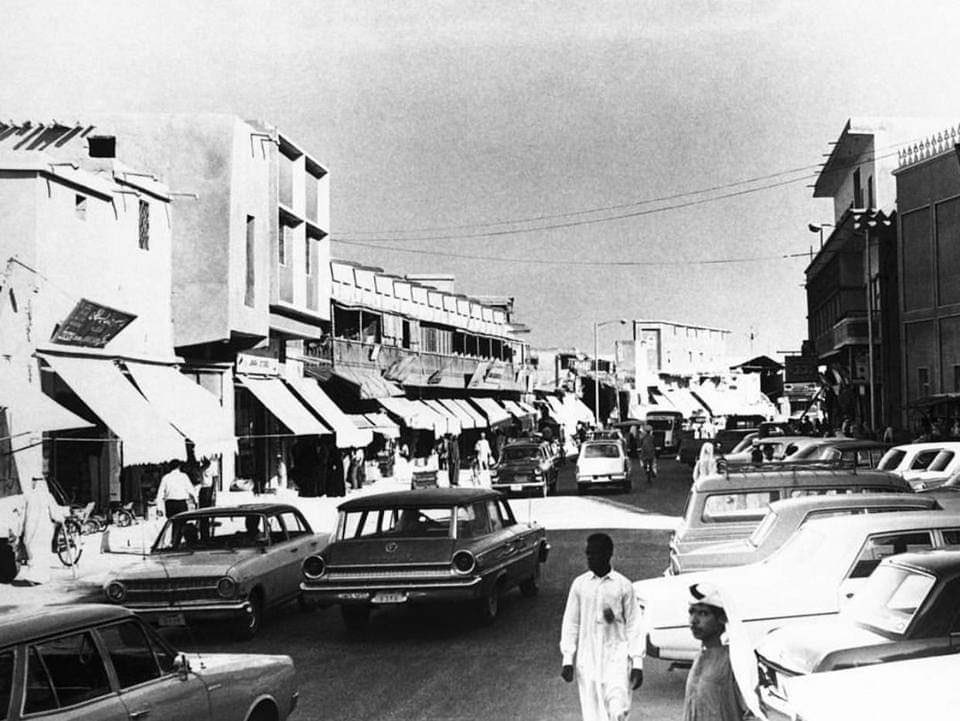 Qatar_Identity's tweet photo. من عبق التاريخ المصور 
#شكرًا لمن ارسل الصور
#الهوية_القطرية
#الهوية 
#لقطات 
#التراث 
#قطر https://t.co/5K5RTMLMDO
