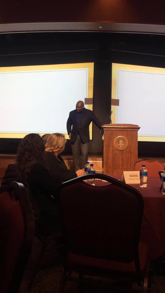 WT_Transfer's tweet image. OH MY GOSH @rogersleadwt hosted another AMAZING Leadership Summit!! We had a blast talking with @DMoSpeaks about intentional awareness and committing to your passions! Hope the world is ready; we're here to change it 😎