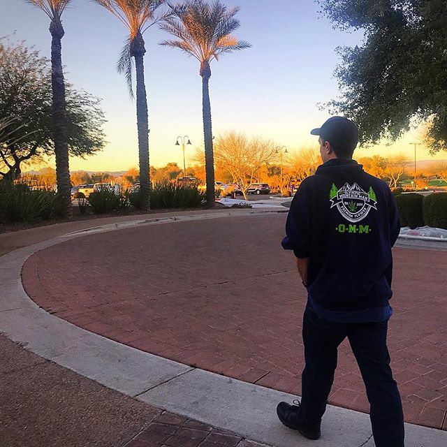 O•M•M sighting at a golf course in Phoenix, Arizona. Sunshine and happiness all around ☀️ •
•
•
•
•
#OMMF #ommfarm #olympicmountainmanfarm #WAgrown #benzofarms #azstoners #weed #cannabis #mmj #successfulstoners #i502 #marijuana #Ganja #Stoner #42… bit.ly/2TGbut9