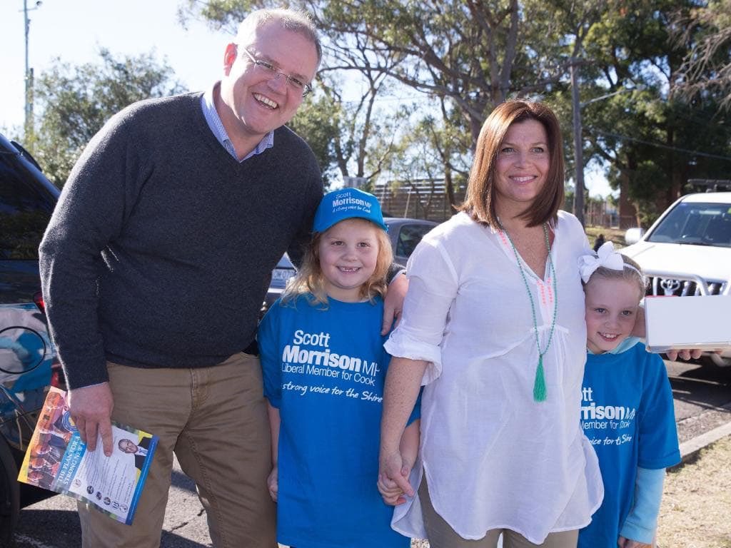 EXCL: Scott Morrison declares online safety for kids one of his top election priorities as he unveils measures to keep Aussie children safe from cyber predators and online bullies dailytelegraph.com.au/news/national/…