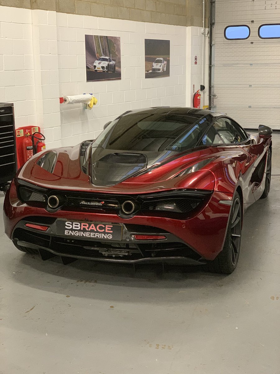 SBR_Eng's tweet photo. More Mclaren exhaust systems at SB this week! #McLaren #mso #capristo #sbraceengineering https://t.co/oNgh95dCMa