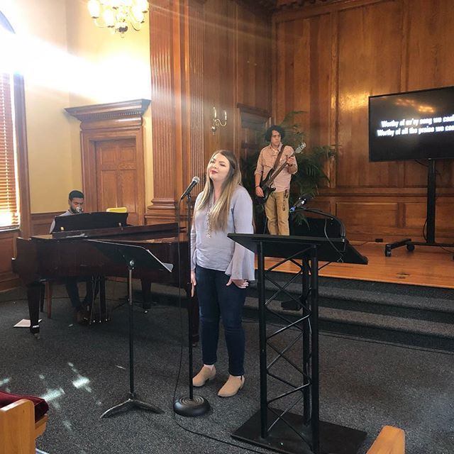 AroundSE's tweet photo. It’s Hybrid weekend!! Be sure to tag @sebtsdl , @sebts , and @aroundse in your posts if you’re in a class this weekend so we can tag along on all your hybrid adventures! #aroundse https://t.co/kEf6QbWTUO https://t.co/8WAWLUKZ3E