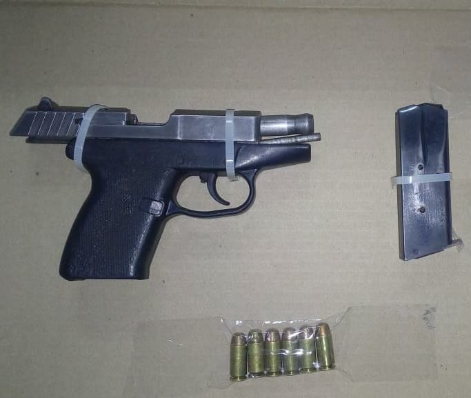 vagoner35's tweet photo. Asegura la @PespSonora a sujetos con arma de fuego y narcótico en Cajeme 
https://t.co/xvPecl3VI6
@ssp_sonora @davidanayac @klalu73 @leoguzmanb @elchiltepin @qkaraMacara @1Antillon @jorgecorpusl @barron_cesar @SEDENAmx @FGRMexico @AlfonsoDurazo @SEMAR_mx @corneliomontano https://t.co/VmPQc5RJAZ