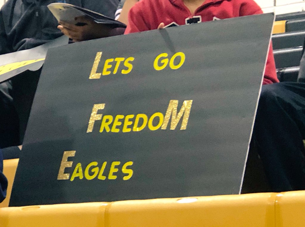 JenEvansLCPS's tweet image. What a great game! So amazing to see Freedom HS’ Unified Basketball Team in action 🏀 #unifiedsports #lcps19 #inclusion @fhseaglesnest @unifiedfhs @DrAsiaRJones @sjimenez99 @mmwagner76