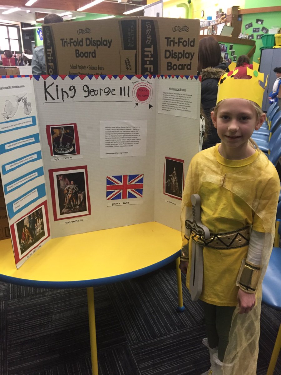 Cohee_Class's tweet image. Proud of our 4th grade students! They did a great job in the American Revolution Live Wax Museum. @HannaWoods72 @ParkwaySchools