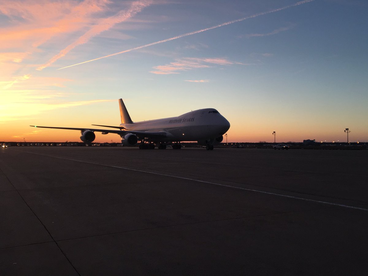 DonleySheri's tweet photo. Largest plane in our fleet!! ⁦@ChesapeakUPSers⁩ Awesome sight to see its first landing in Philly! https://t.co/VAy3dTl27B