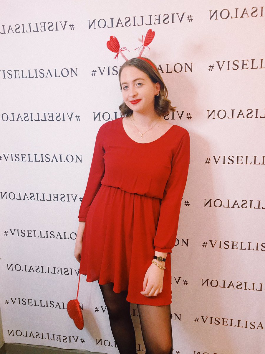 thesarahdipity's tweet image. celebrating lady friends with @BloggersLBoston ❤️❤️