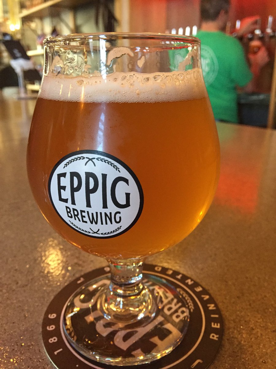 SDBreweryGuide's tweet image. Sipping on Buoyancy Control IPA from ⁦@EppigBrewing⁩. Bright stone fruit flavors and aromas with a snazzy hop bite.